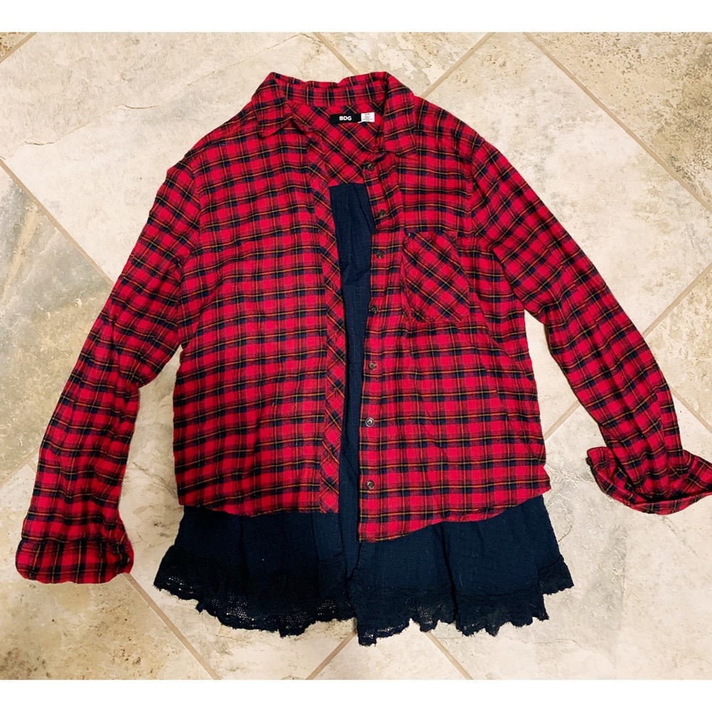 Plaid Button Up w/ Lace Trim Urban Outfitters S
